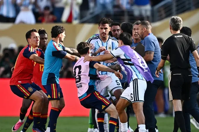 Fifa vai investigar briga entre jogadores após a final da Copa 2026