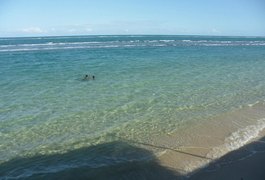 Barco naufraga e pescador morre afogado na Praia do Saco, em Marechal