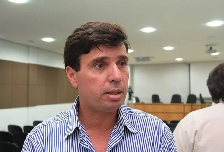 Comando de ﻿Marcius Beltrão no PDT de Penedo causa desfiliação em massa de vereadores e suplentes