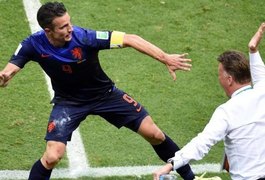 Holanda se vinga da derrota de 2010 e humilha Espanha com goleada de 5 a 1