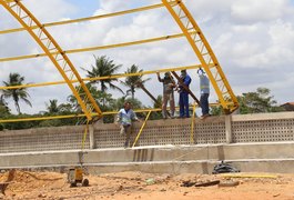 Prefeitura de Arapiraca avança em obra de construção da quadra coberta no sítio Pau D`Arco