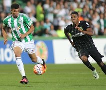 Palmeiras acerta contrato com Veiga e mira zagueiro Juninho do Coritiba