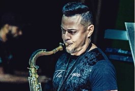 Vítima fatal do acidente com o ônibus de Devinho Novaes era saxofonista