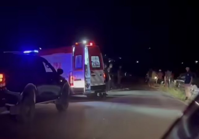 Colisão deixa vítima presa em veículo na AL-487, em Traipu