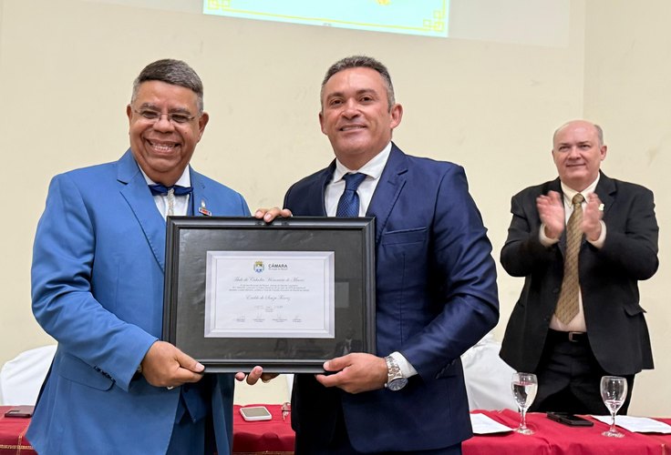 Câmara entrega Título de Cidadão Honorário ao professor universitário Eraldo de Souza Ferraz