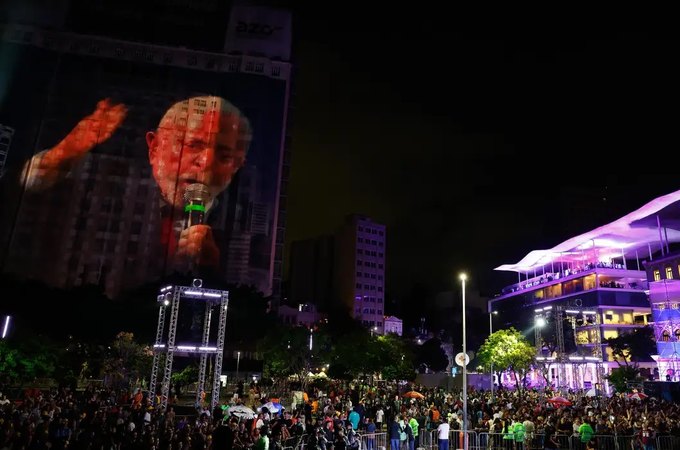 Lula promete zerar fome no país até fim do mandato