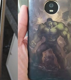 Celular com capinha do Hulk salva a vida de vítima baleada em assalto
