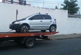 Operação do BPTran e SMTT recolhe 15 veículos e flagra 8 condutores inabilitados em Maceió