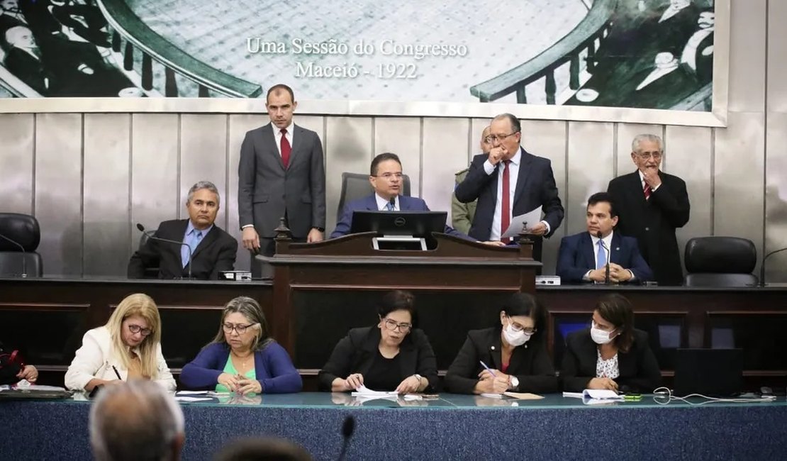 Deputados estaduais de Alagoas iniciam ano legislativo de 2023