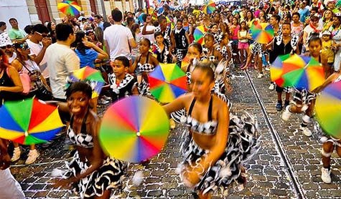 Carnaval terá calor e chuva em grande parte do país; confira