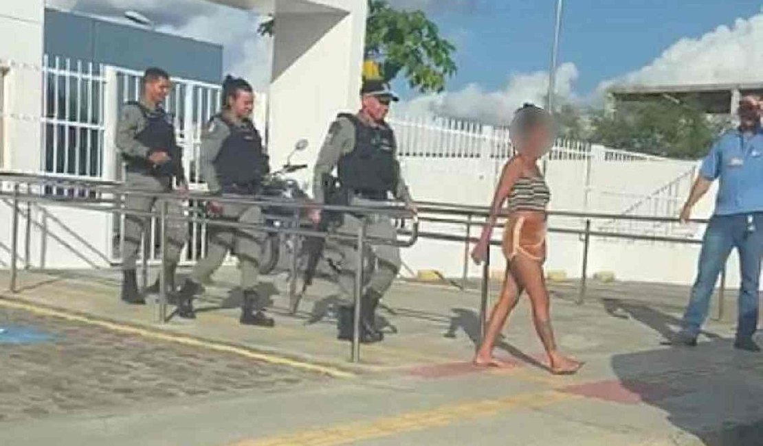 Crianças que foram resgatadas em prostíbulo em, Girau do Ponciano, são levadas para abrigo