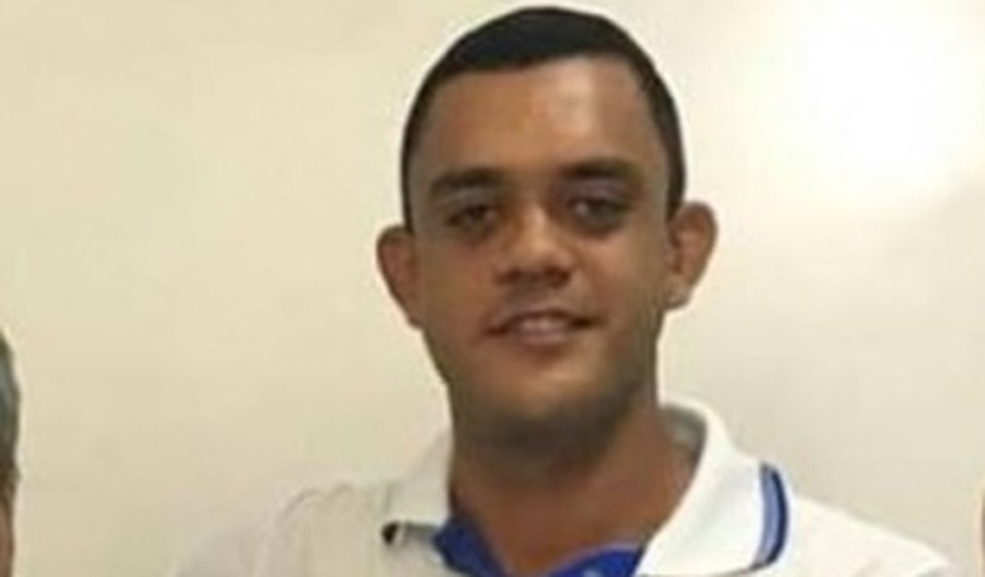 Vídeo mostra imagens do momento em que o líder da ‘Mancha Azul’ foi assassinado em Maceió