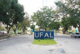 Assaltantes invadem Ufal e roubam estudantes em sala de aula