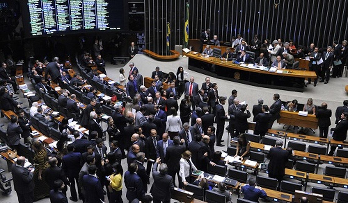 Líderes na Câmara reagem a Bolsonaro e anunciarão veto a trechos da reforma
