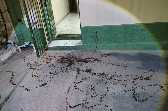 Homem entra em bar e atinge proprietário com três golpes de faca em Pariconha