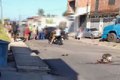 Motociclista atropela mulher e ambas ficam feridas em Penedo