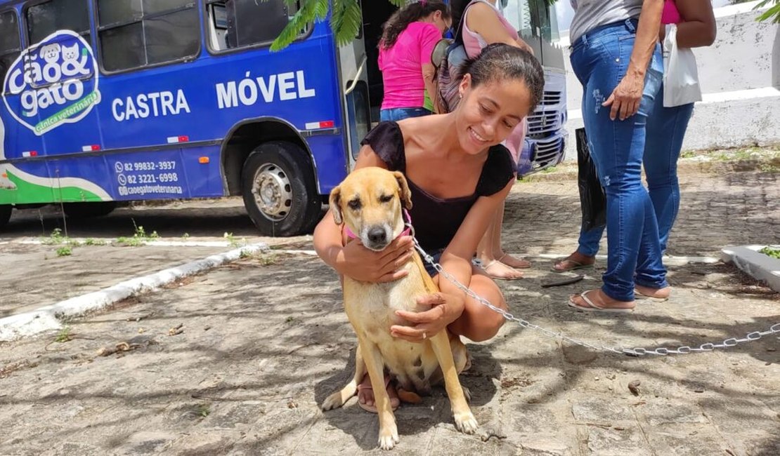 Programa Castra Pet realiza mais 40 castrações de cães e gatos em Penedo