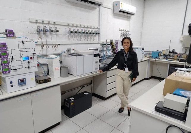 Com toda formação acadêmica na Ufal, egressa se torna pesquisadora do setor nuclear