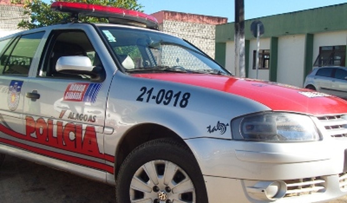 Em 20 minutos dois veículos são roubados na cidade de Arapiraca