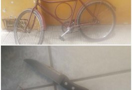 Criminoso invade loja, ameaça funcionários e rouba motocicleta em Arapiraca