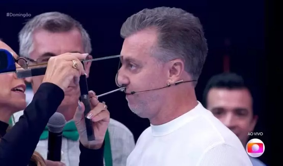 Luciano Huck ganha 'concurso' de maior nariz do Brasil na TV