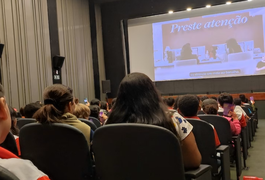 Secretaria de Saúde de Penedo orienta estudantes da rede pública sobre saúde mental