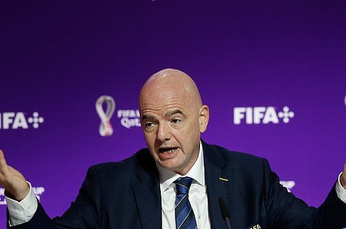 'Jogadores sabem que não podem apostar', diz presidente da Fifa