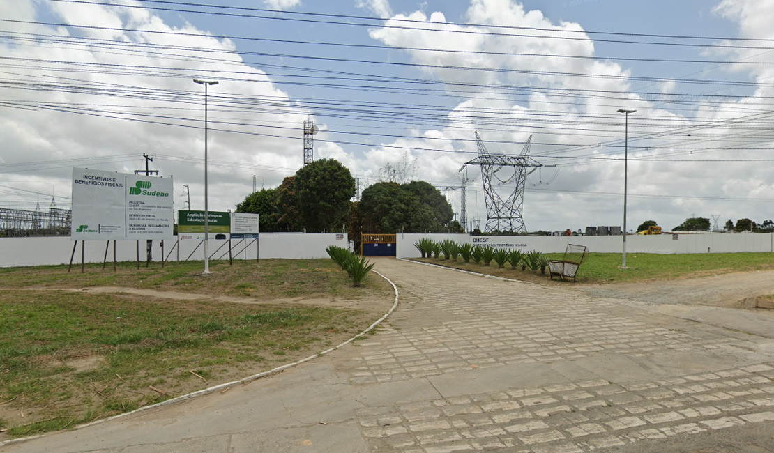 Criminosos invadem sede da Chesf, rendem vigilantes e roubam armas, em Messias