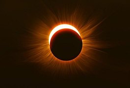 Assista ao vivo o eclipse solar que está ocorrendo nesta segunda-feira, 14