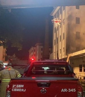 Incêndio em hospital de São Gonçalo, no Rio de Janeiro, deixa uma pessoa morta