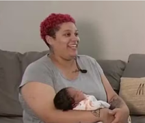 Surpresa! Mulher de cidade chamada Surprise só descobre gravidez ao dar à luz