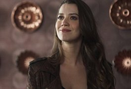 Nathalia Dill é retirada de voo e critica companhia aérea: “Transtorno gigantesco”