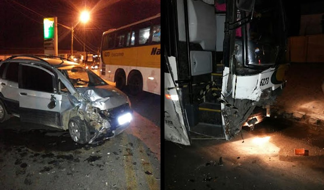 Acidente entre carro e ônibus deixa motorista ferido em Arapiraca