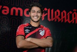 Denunciado por atropelamento com homicídio culposo, Marcinho é contratado pelo Athletico-PR