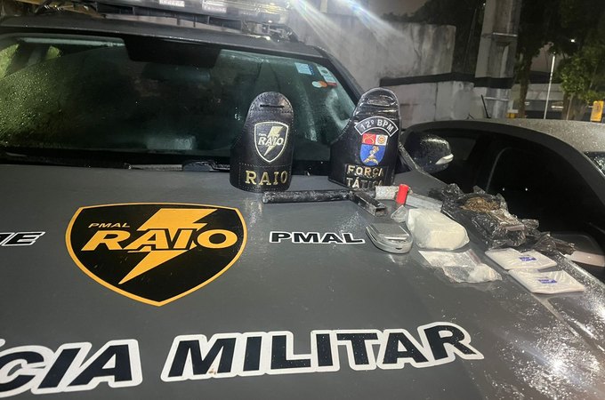 Ação conjunta da Companhia Raio e Força Tática do 12º BPM prende suspeito com arma artesanal e drogas no Village Campestre