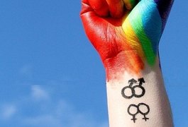 Disque 100 recebe mais denúncias de homofobia em quatro dias que em três anos