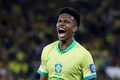 Brasil joga bem no Maracanã e derrota Chile por 3 a 0 pelas Eliminatórias