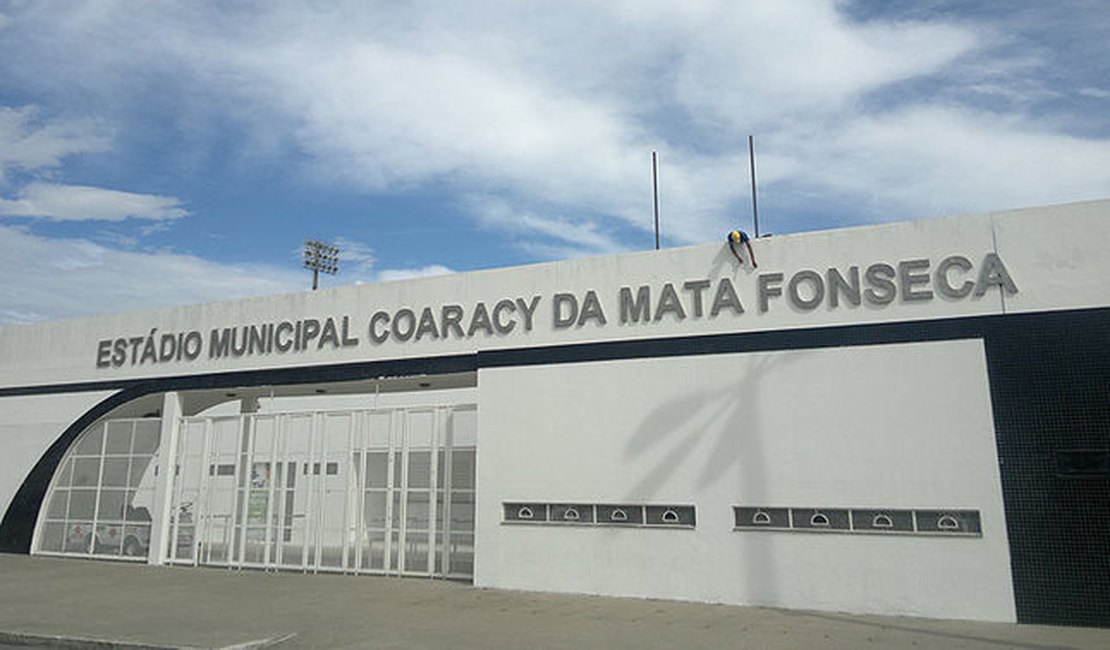 Coaracy da Mata Fonseca se prepara para receber o Palmeiras