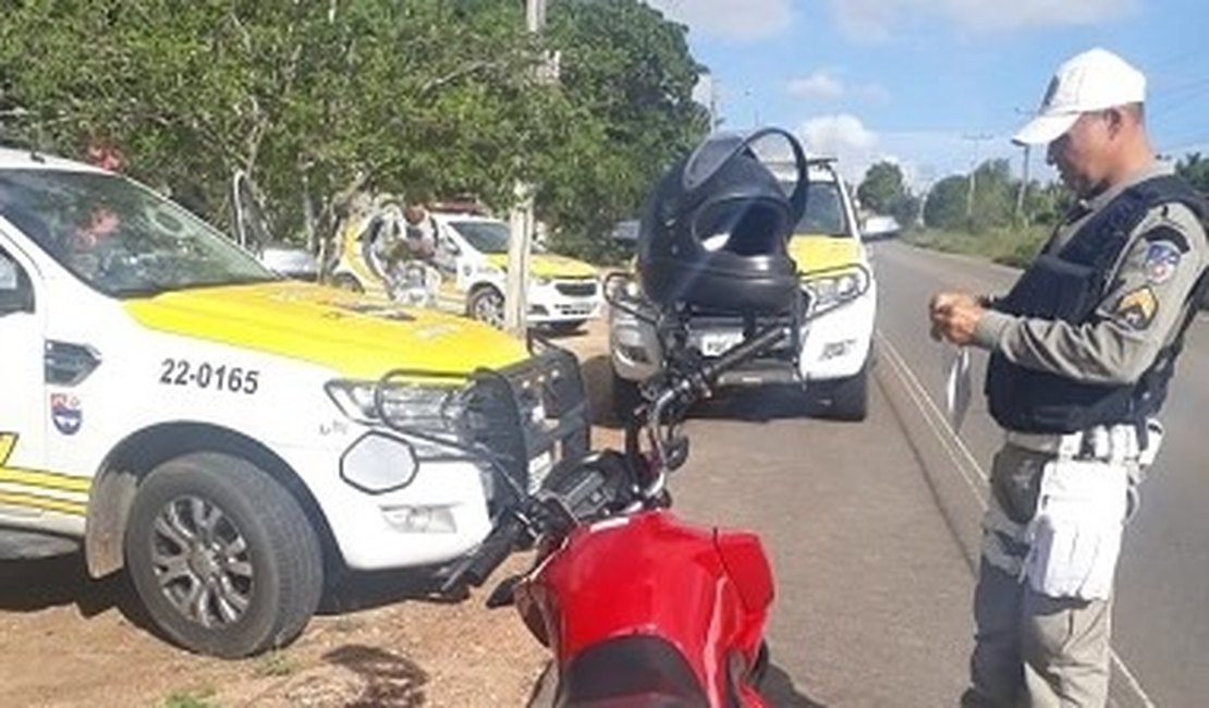 Ação policial prende dois motoristas por irregularidades no trânsito em Arapiraca
