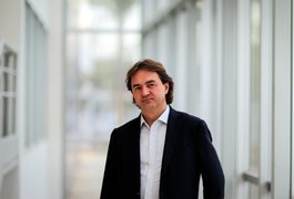 Justiça Federal bloqueia R$ 800 milhões de Joesley Batista