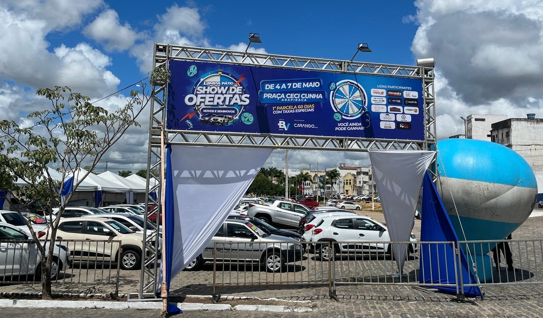 Limpa Pátio Show de Ofertas é sucesso de vendas na Praça Ceci Cunha; Assista