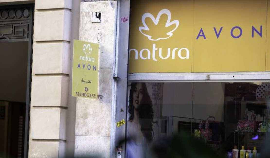 Natura anuncia compra da Avon e se torna a 4ª maior do mundo; valor estimado em US$ 11 bilhões