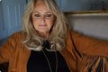 Bonnie Tyler, da música 'Total Eclipse of the Heart', é submetida a cirurgia de emergência e está em coma induzido