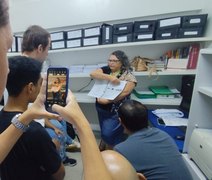 Estudantes de Medicina da Ufal visitam Núcleo de Epidemiologia do Hospital de Emergência do Agreste