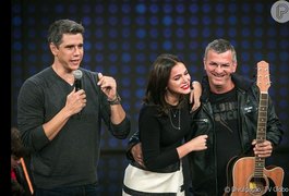 Bruna Marquezine homenageia o pai em aniversário: 'Amo ter você como exemplo'