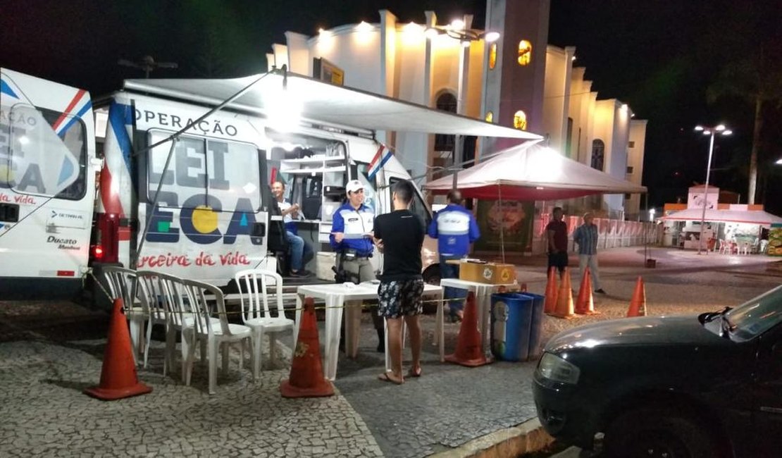Operação Lei Seca flagra 35 pessoas dirigindo sem habilitação em Arapiraca
