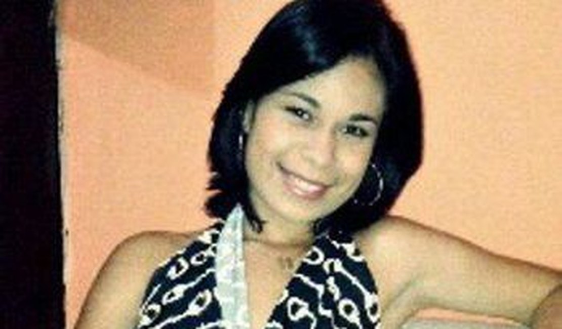 Mãe de Roberta Dias disse que “tem ódio de quem assassinou sua filha”