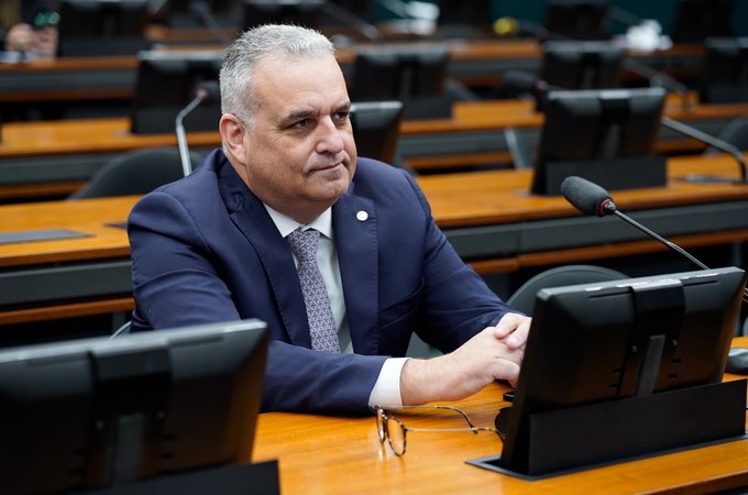 Alfredo Gaspar vota pela aprovação da PEC da redução da maioridade penal e destaca avanço na luta por justiça