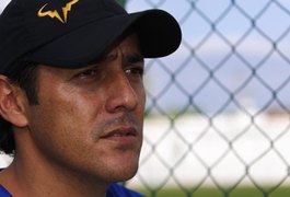 Diretoria alvinegra anuncia a contratação do treinador Maurílio Silva, ex-Uniclinic