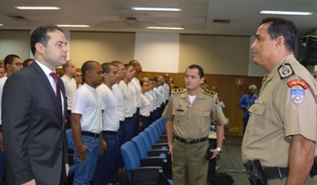 Nova turma do Curso de Formação de Praças participa de aula inaugural